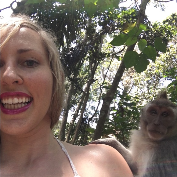 Meet your Posher, Dr. Christina Dawn - Picture 3 of 5